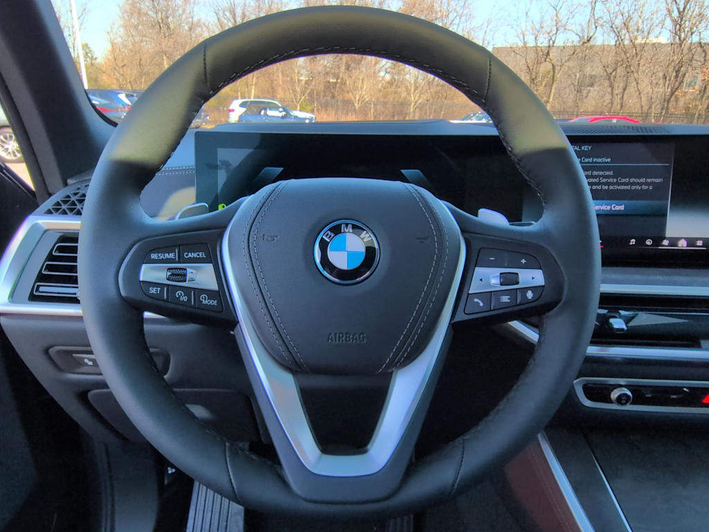 Thumbnail: 2026 BMW X5 - 14