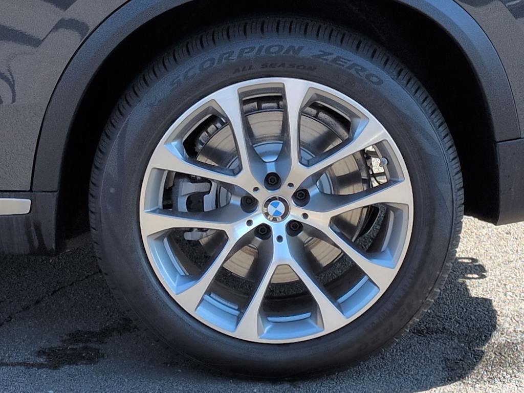 Thumbnail: 2026 BMW X5 - 8