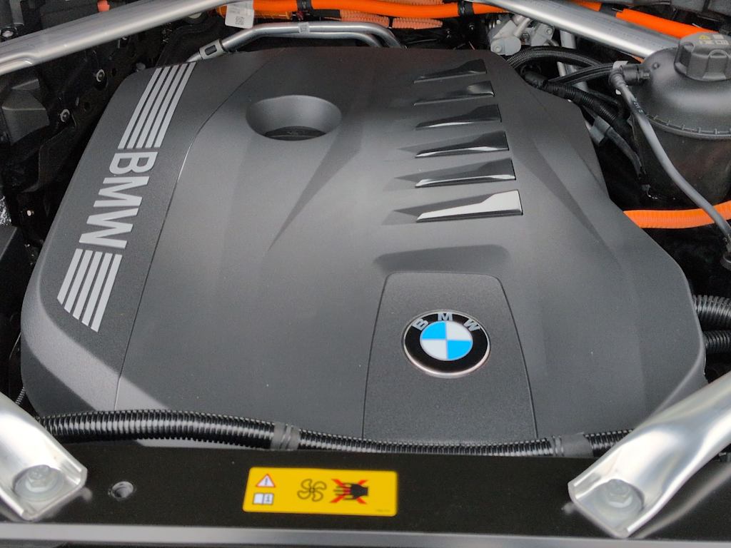 Thumbnail: 2026 BMW X5 - 9