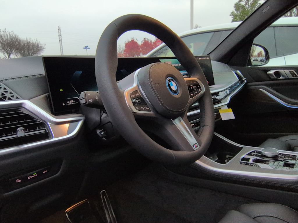 Thumbnail: 2026 BMW X5 - 2