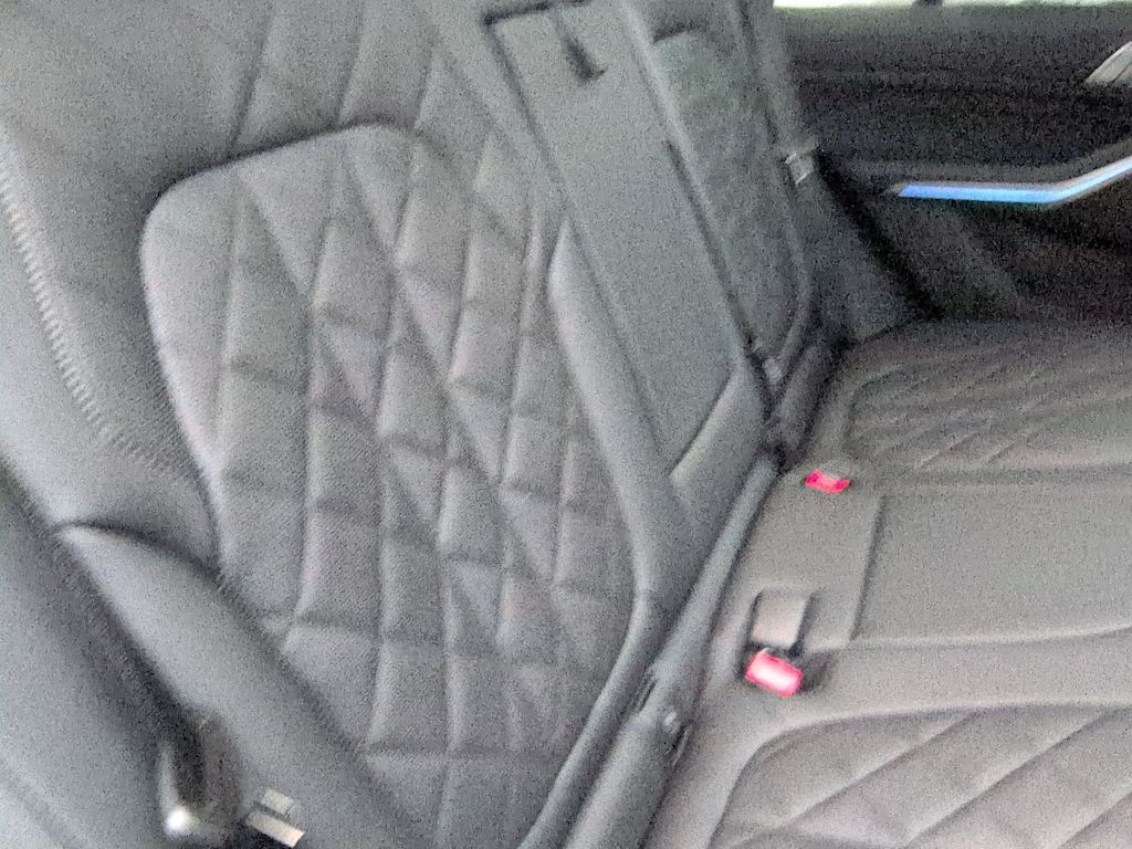 Thumbnail: 2026 BMW X5 - 28