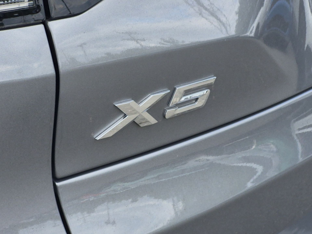 Thumbnail: 2025 BMW X5 - 26