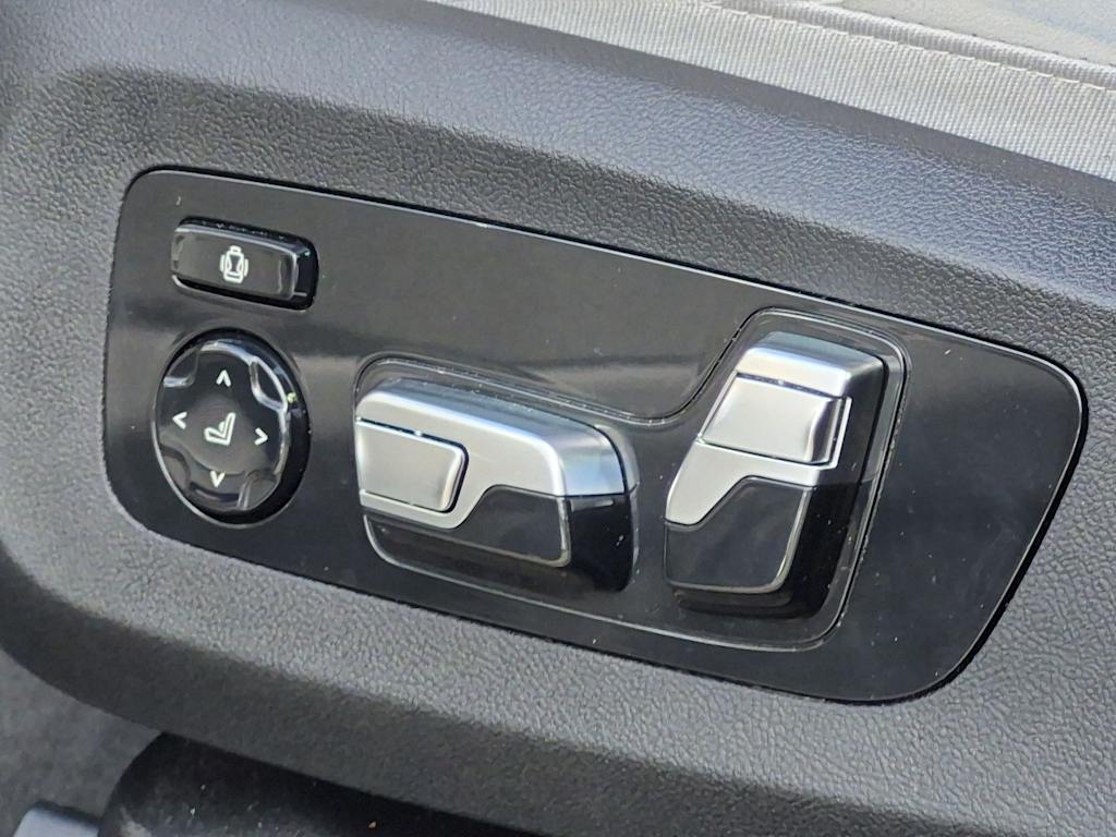 Thumbnail: 2025 BMW X5 - 27