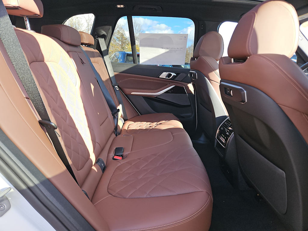 Thumbnail: 2026 BMW X5 - 30