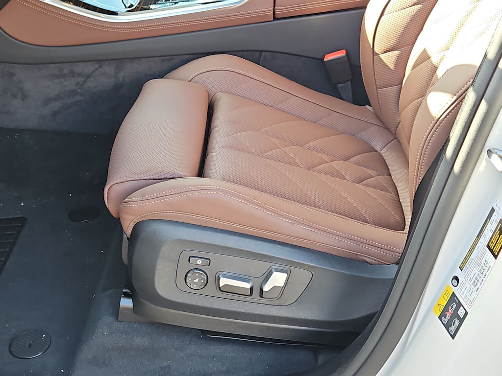 Thumbnail: 2026 BMW X5 - 27