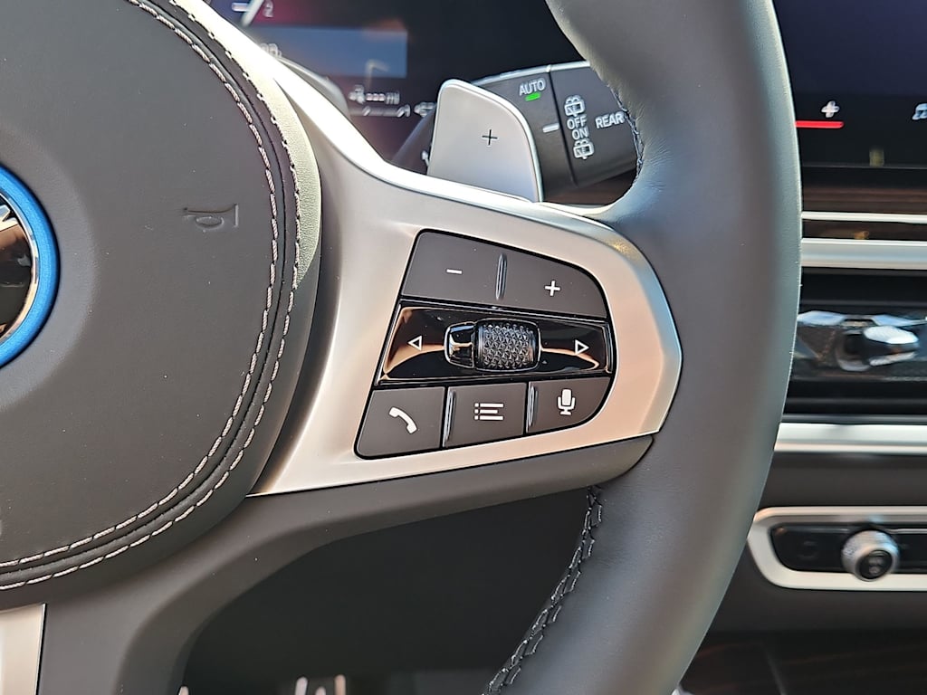 Thumbnail: 2026 BMW X5 - 33