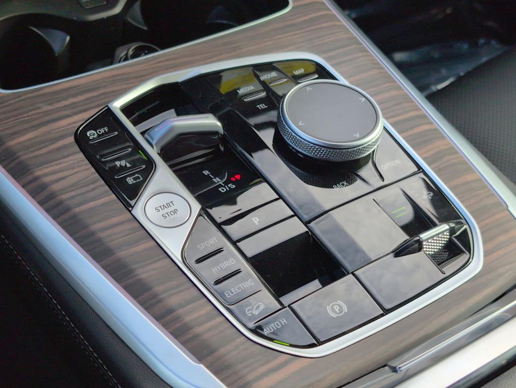 Thumbnail: 2026 BMW X5 - 36