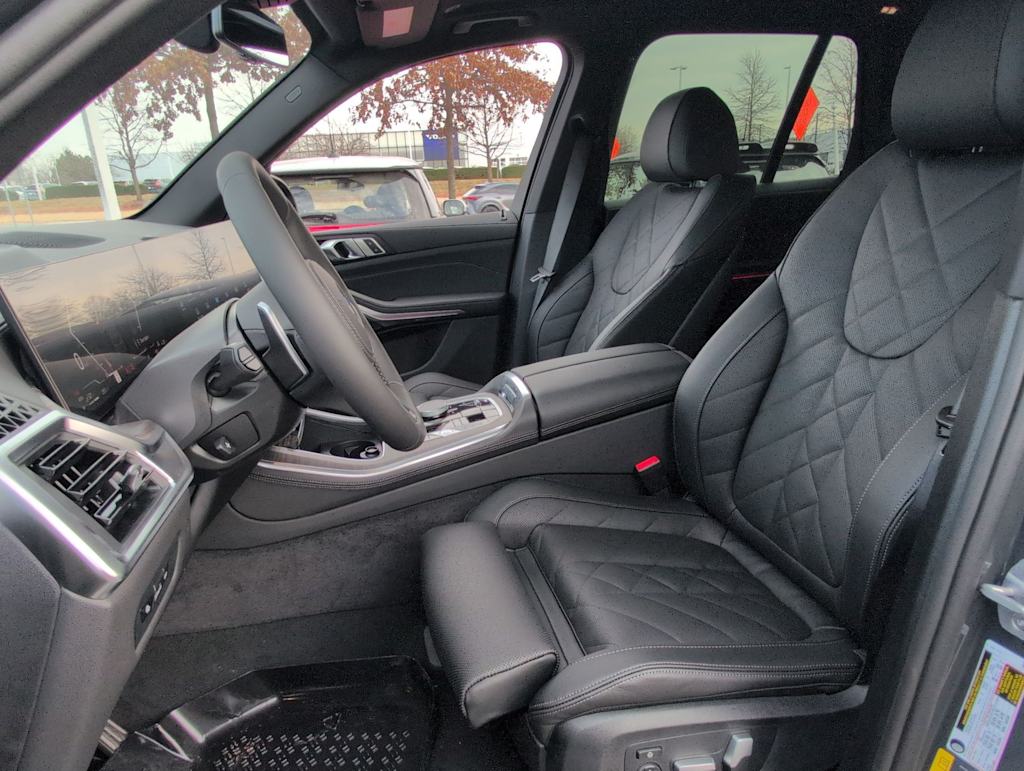 Thumbnail: 2026 BMW X5 - 11