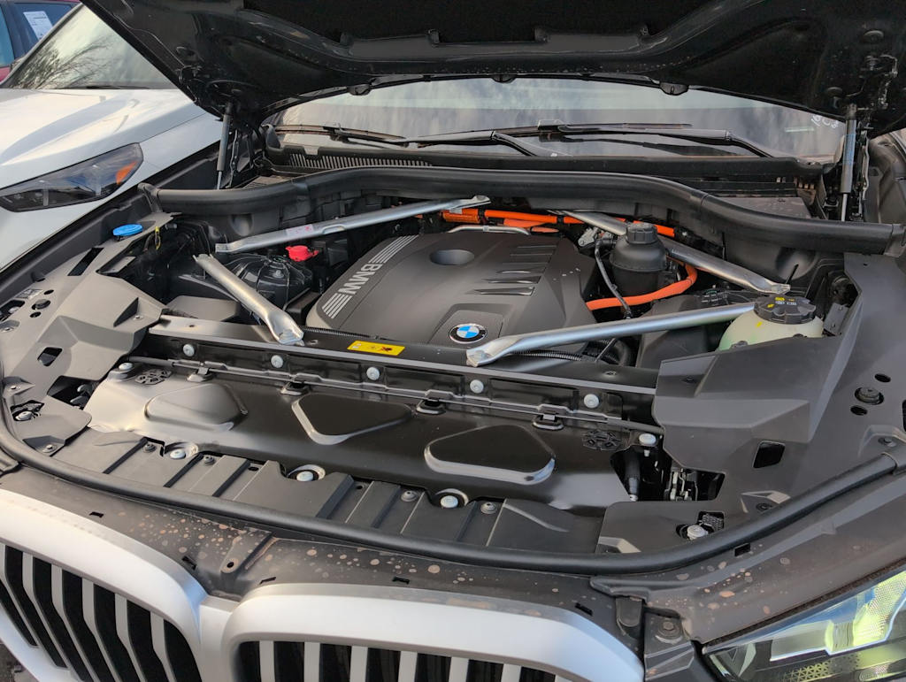 Thumbnail: 2026 BMW X5 - 9