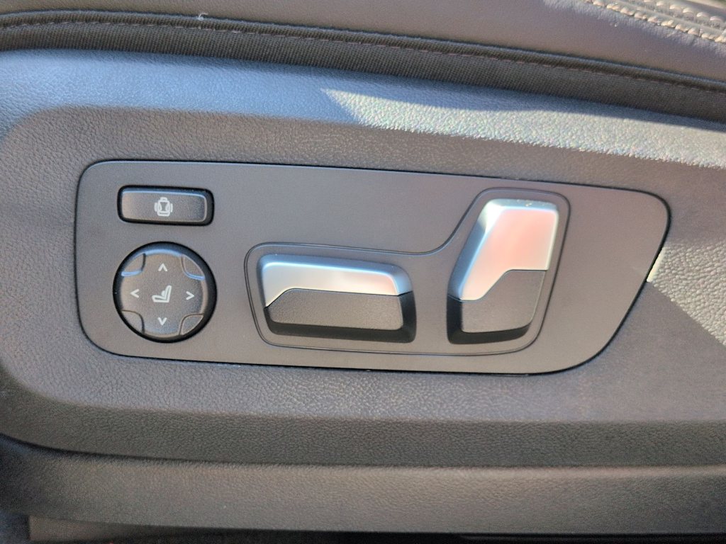 Thumbnail: 2026 BMW X5 - 26