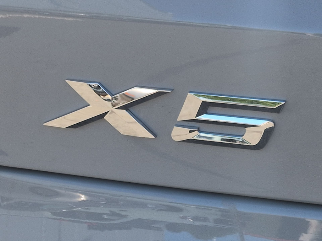 Thumbnail: 2026 BMW X5 - 25