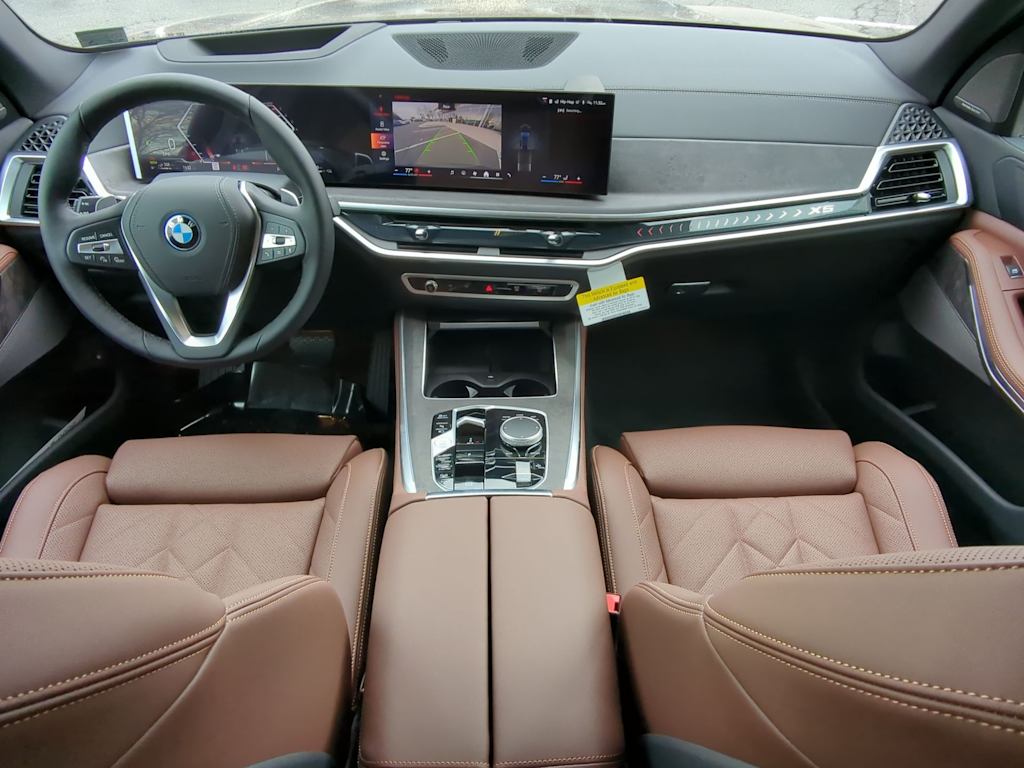 Thumbnail: 2026 BMW X5 - 9