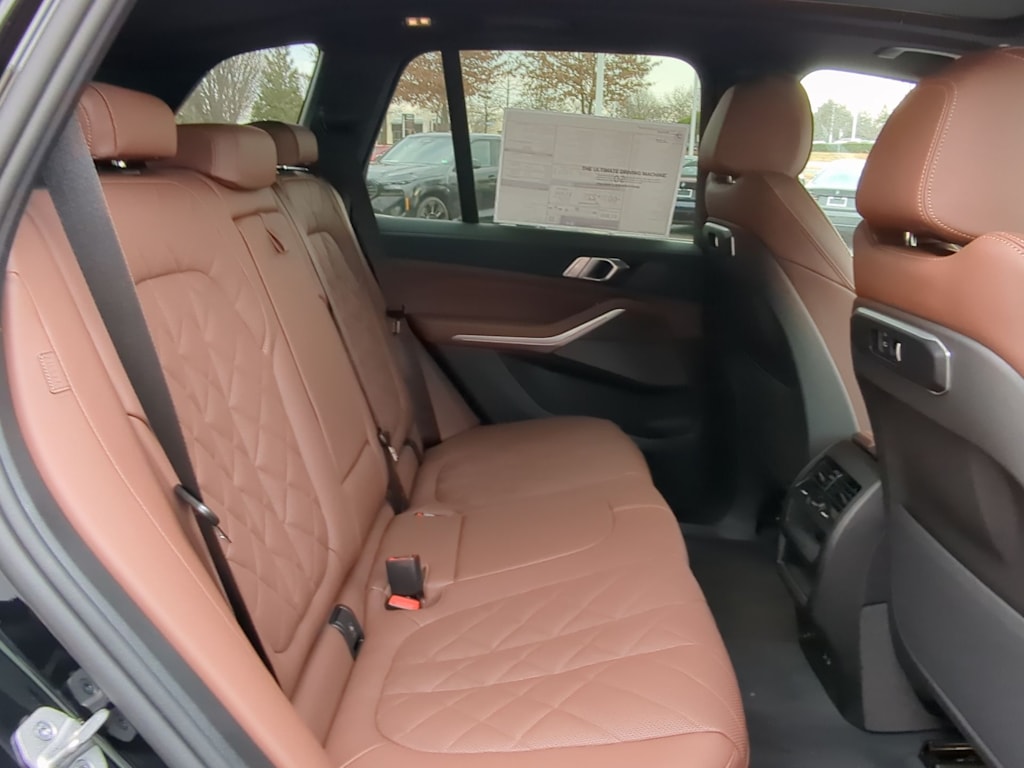 Thumbnail: 2026 BMW X5 - 30
