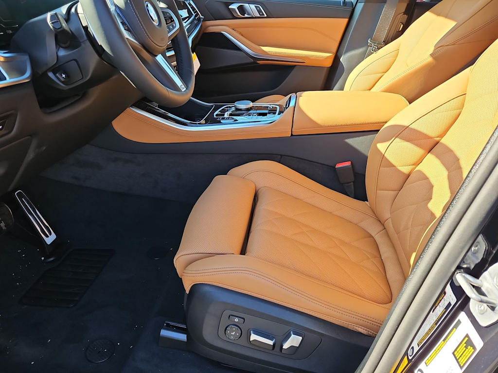 Thumbnail: 2026 BMW X5 - 11