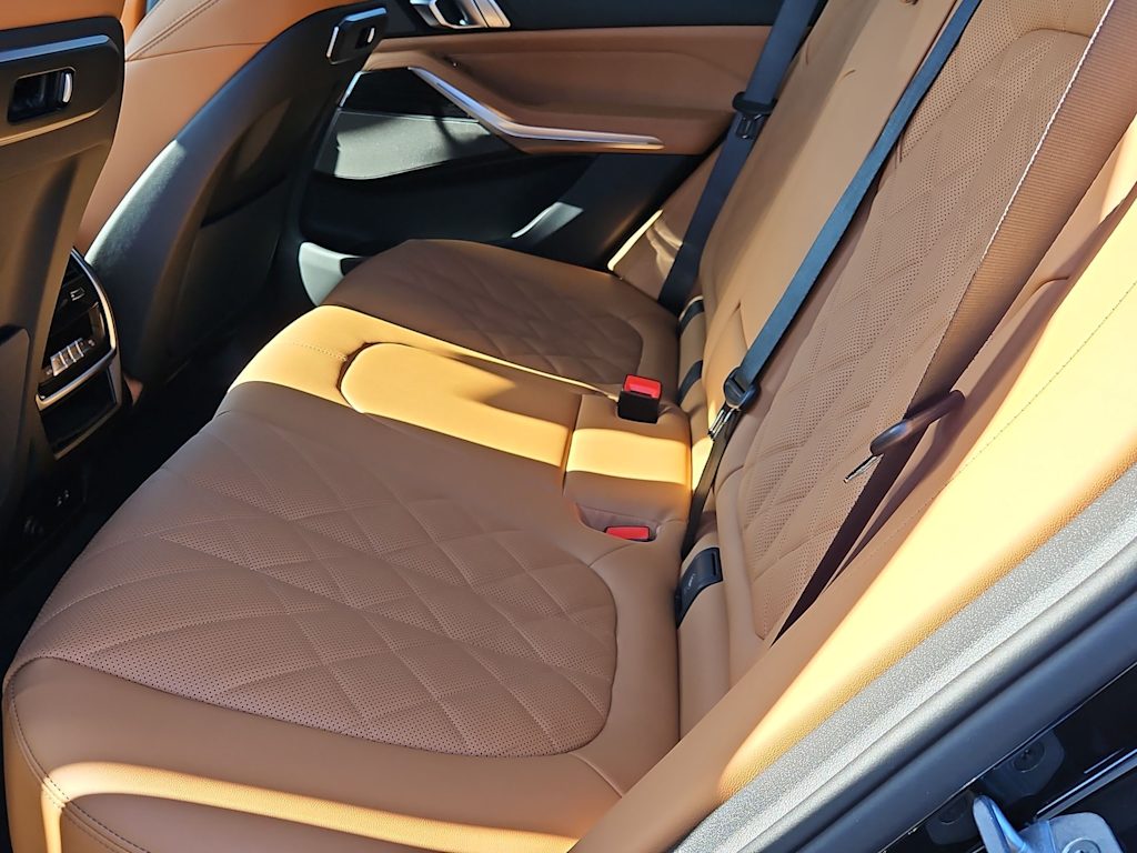 Thumbnail: 2026 BMW X5 - 13