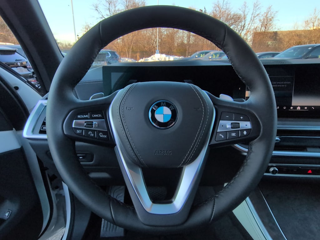Thumbnail: 2026 BMW X5 - 14