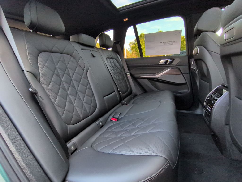 Thumbnail: 2026 BMW X5 - 30