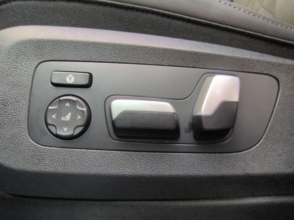 Thumbnail: 2026 BMW X5 - 27
