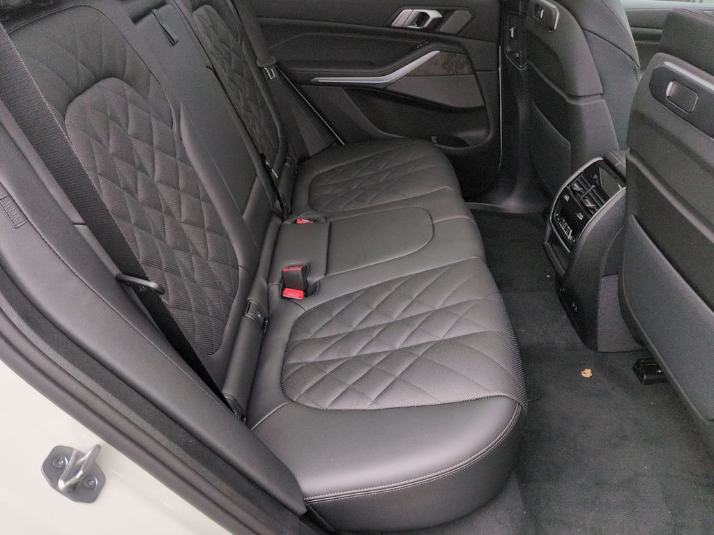 Thumbnail: 2026 BMW X5 - 28