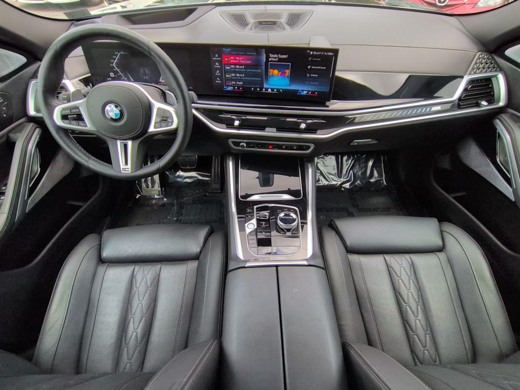 Thumbnail: 2025 BMW X6 - 9