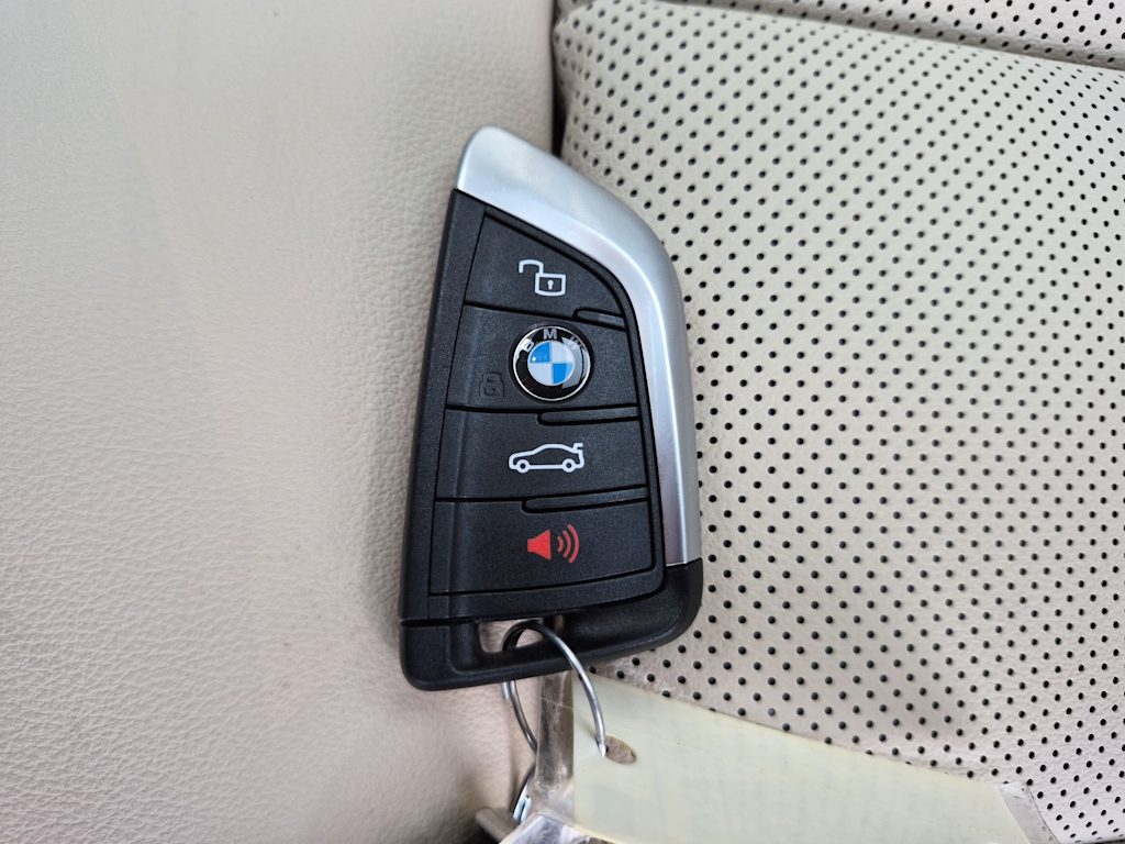 Thumbnail: 2024 BMW X3 - 19
