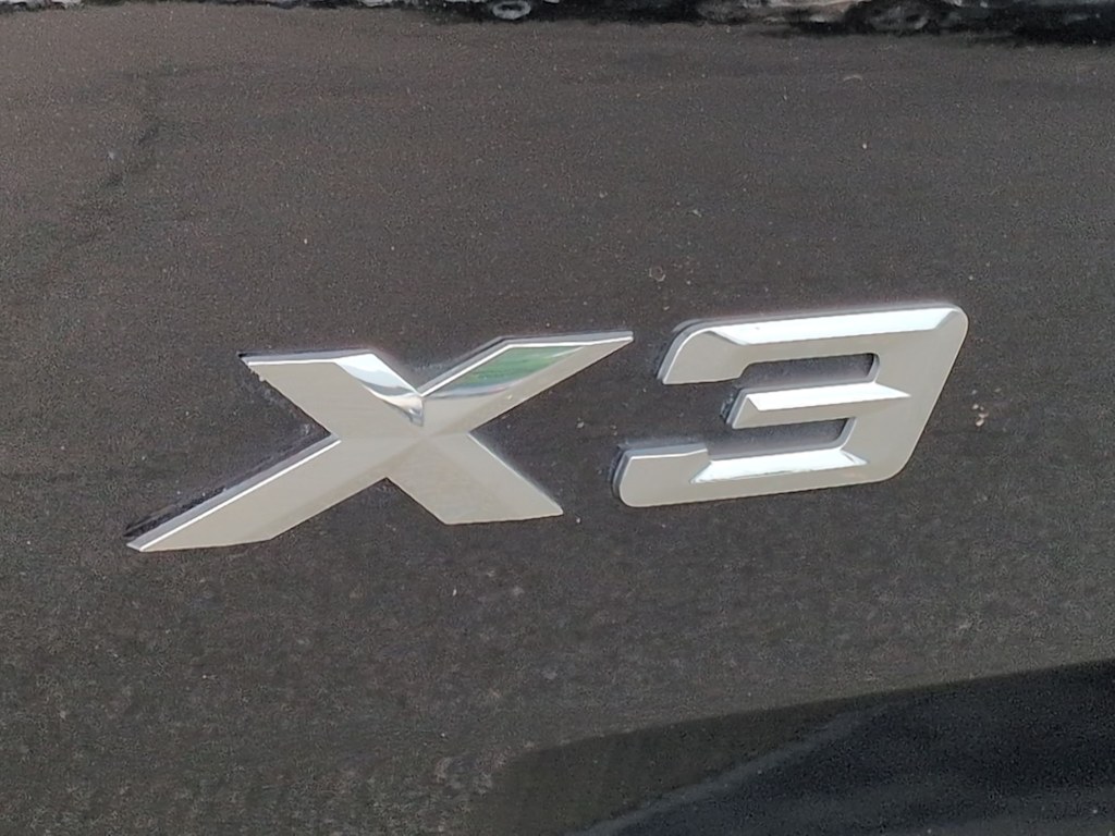 Thumbnail: 2023 BMW X3 - 17