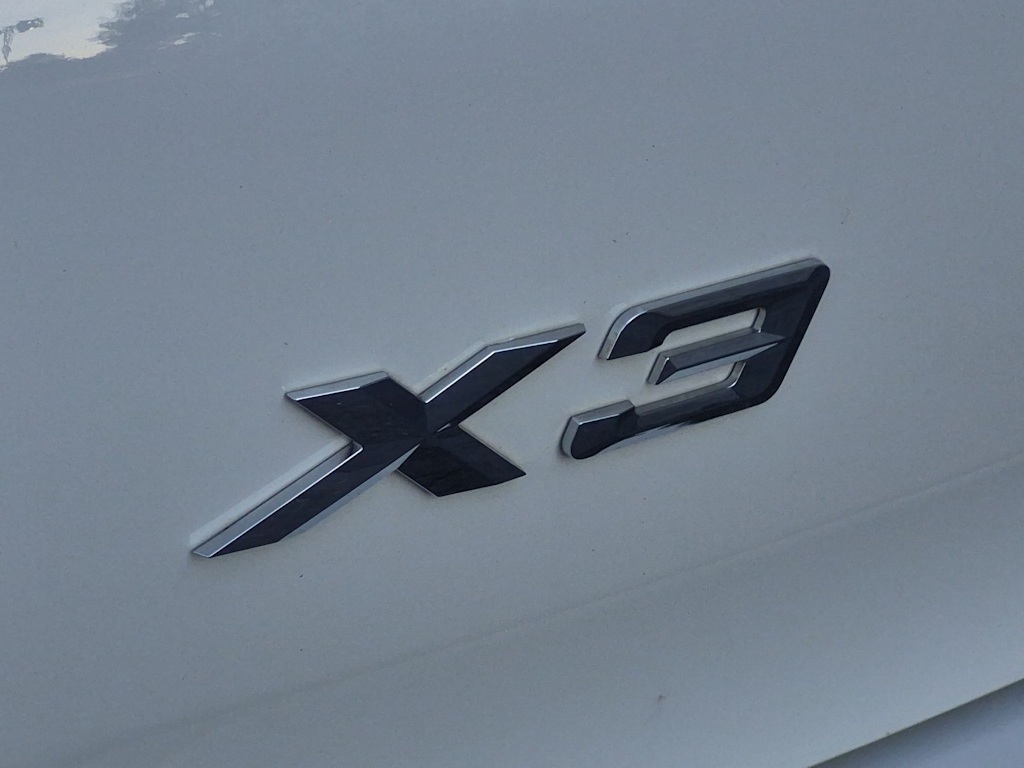Thumbnail: 2023 BMW X3 - 27