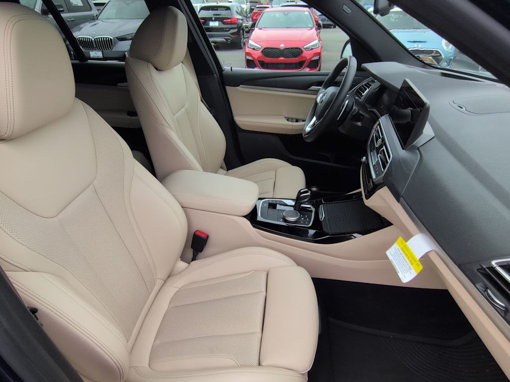 Thumbnail: 2022 BMW X3 - 31