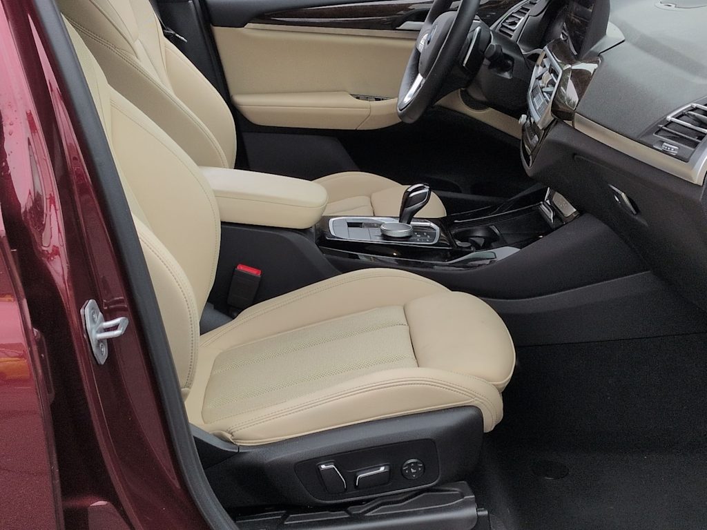 Thumbnail: 2024 BMW X3 - 32