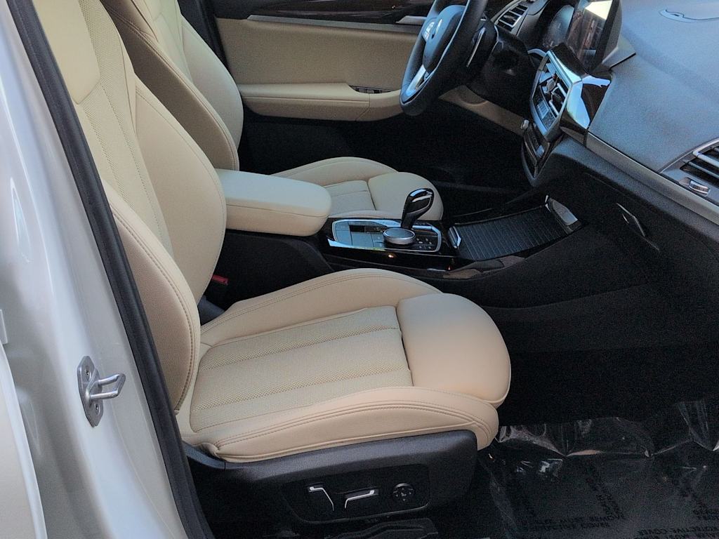 Thumbnail: 2024 BMW X3 - 12