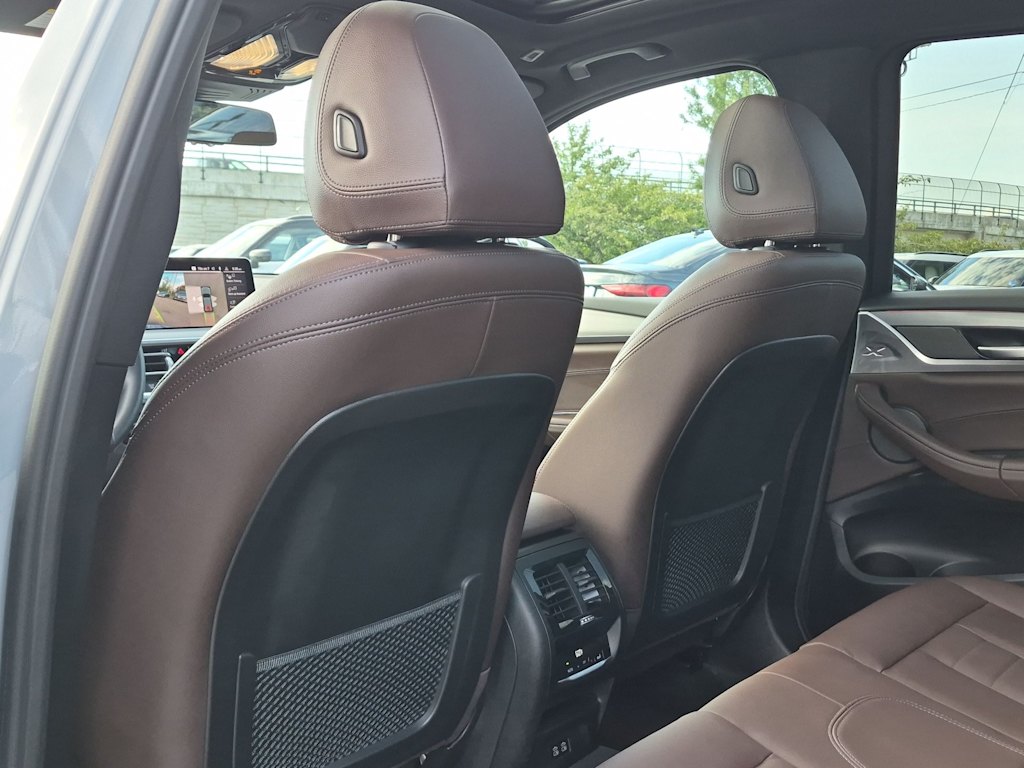 Thumbnail: 2023 BMW X3 - 13