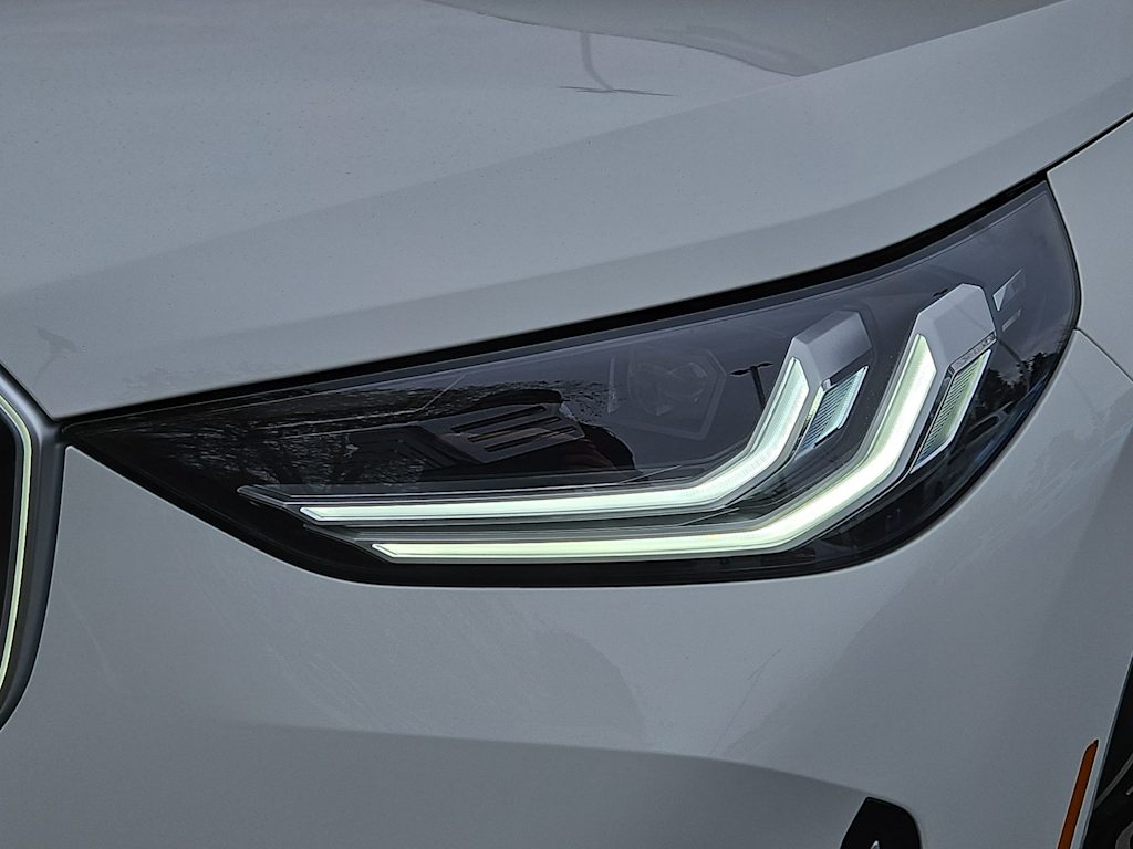 Thumbnail: 2026 BMW X3 - 22