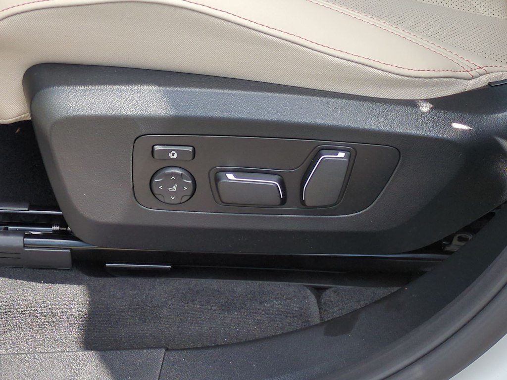 Thumbnail: 2025 BMW X3 - 24