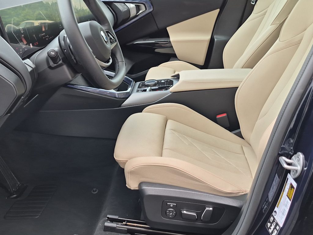 Thumbnail: 2026 BMW X3 - 11