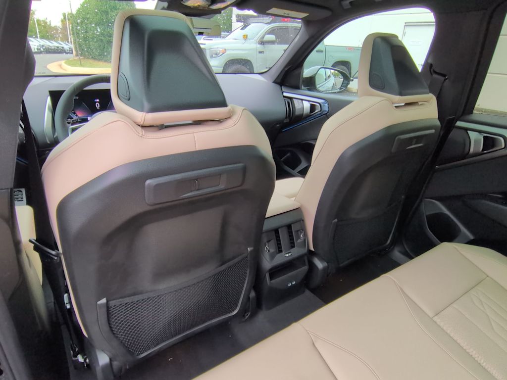 Thumbnail: 2026 BMW X3 - 13