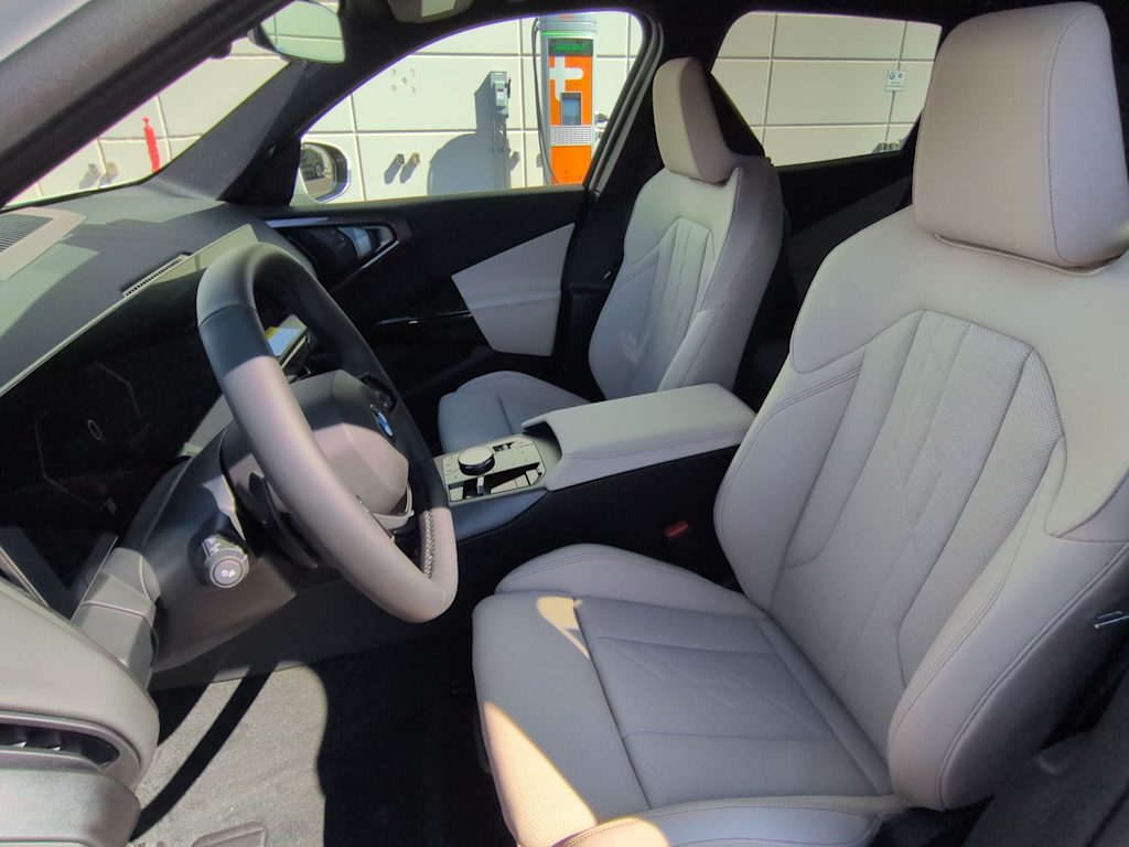 Thumbnail: 2026 BMW X3 - 11
