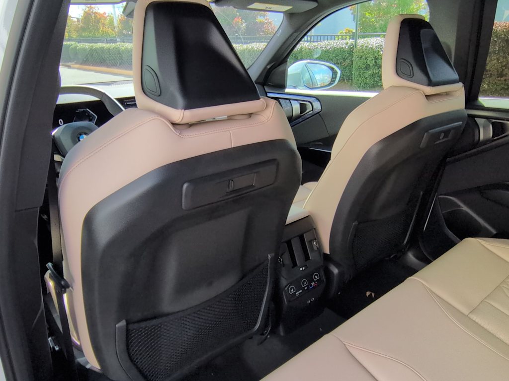 Thumbnail: 2026 BMW X3 - 13