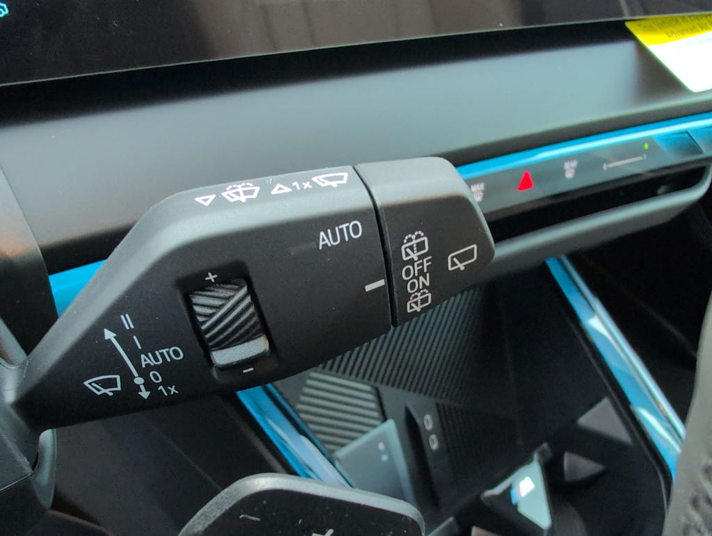 Thumbnail: 2026 BMW X3 - 15