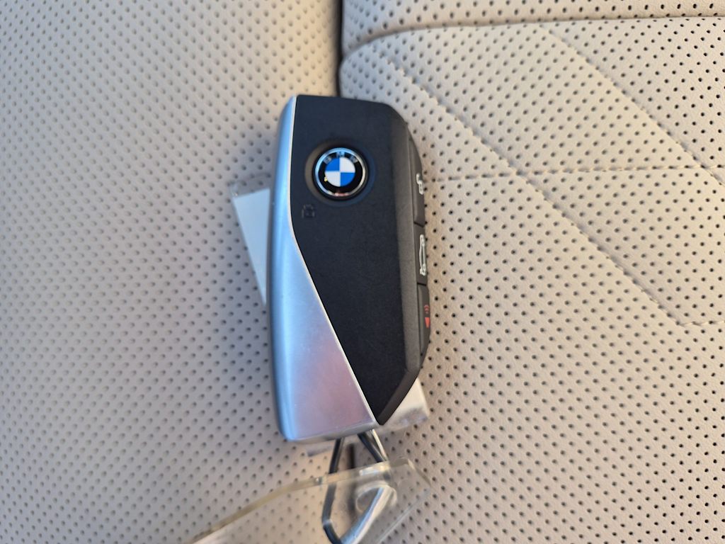 Thumbnail: 2026 BMW X3 - 19
