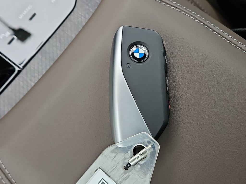 Thumbnail: 2026 BMW X3 - 19