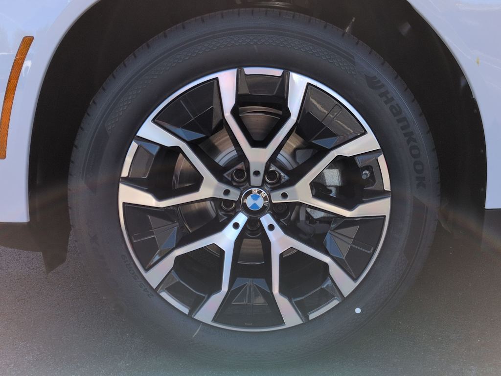 Thumbnail: 2026 BMW X3 - 8