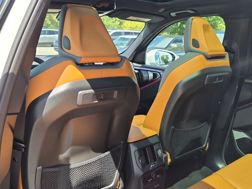 Thumbnail: 2026 BMW X3 - 13