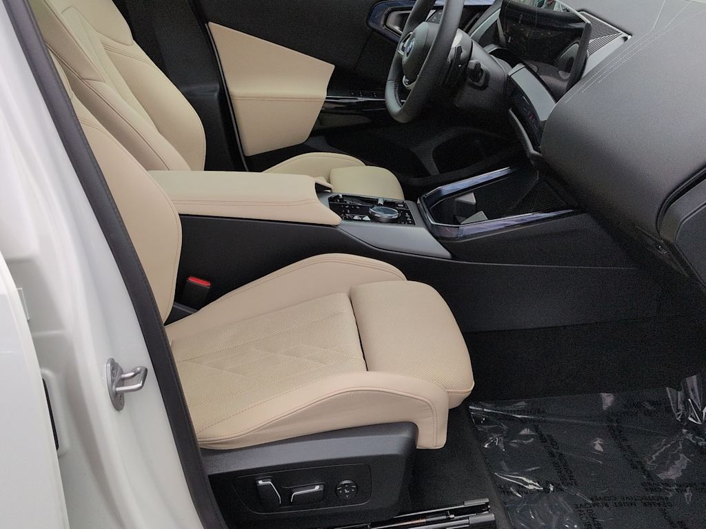 Thumbnail: 2026 BMW X3 - 12