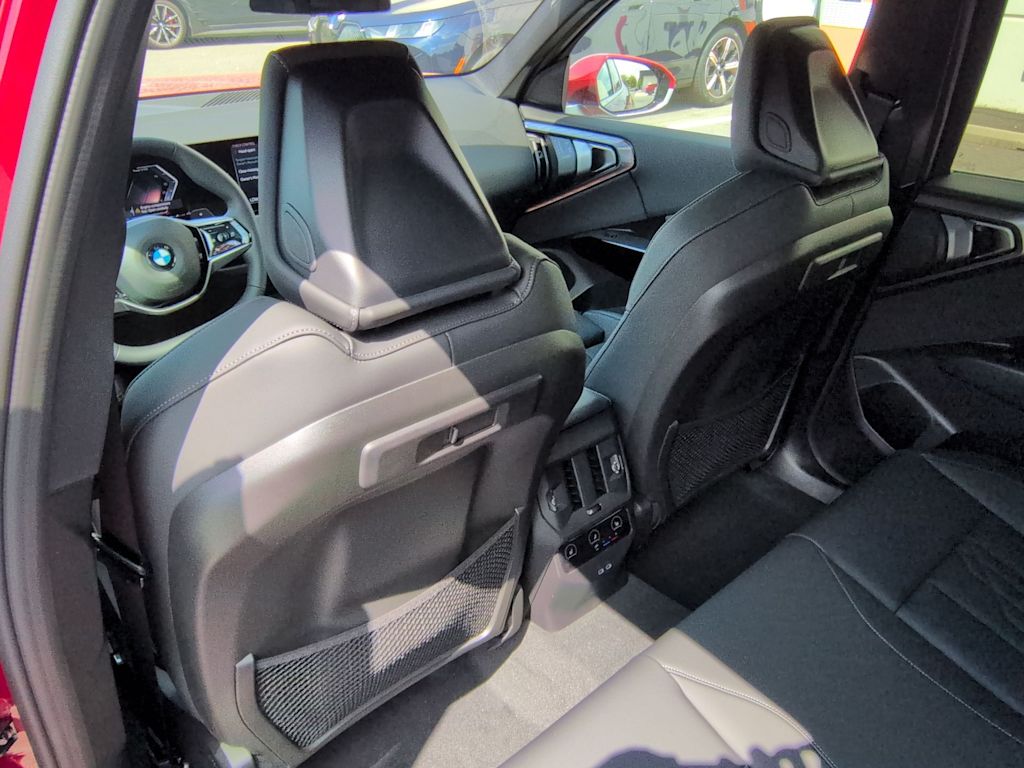 Thumbnail: 2026 BMW X3 - 13