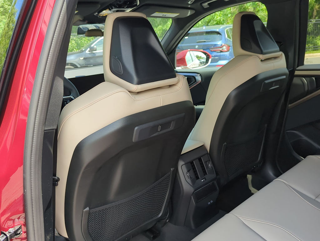 Thumbnail: 2025 BMW X3 - 13