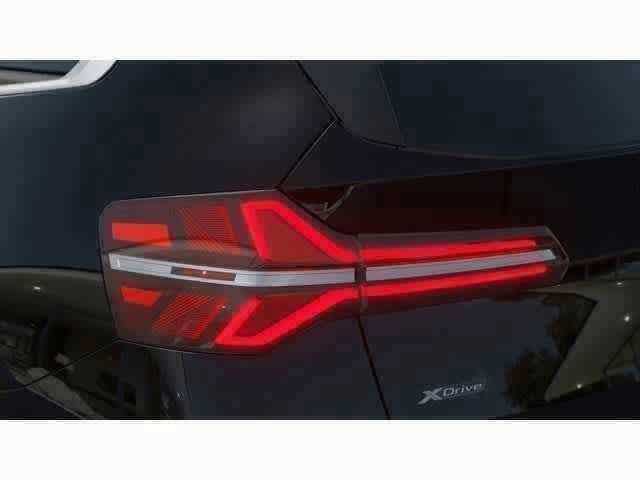 Thumbnail: 2025 BMW X3 - 13