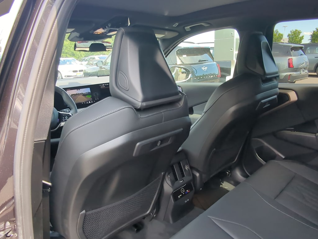 Thumbnail: 2025 BMW X3 - 13