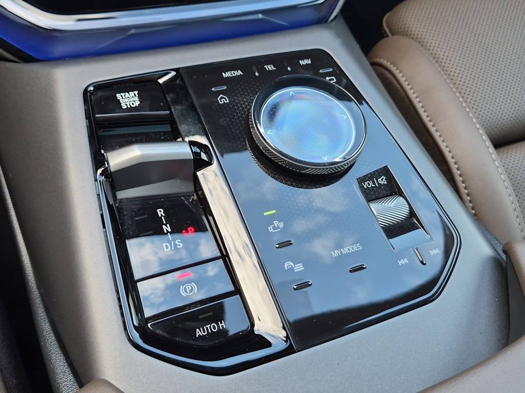 Thumbnail: 2026 BMW X3 - 16