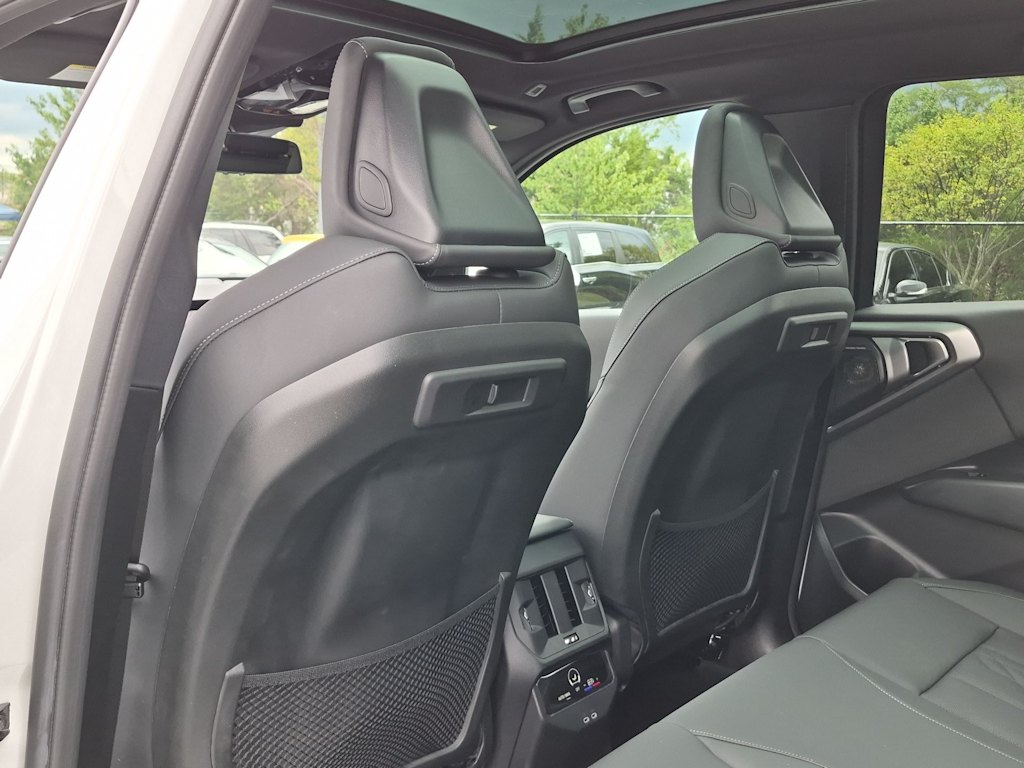 Thumbnail: 2026 BMW X3 - 13