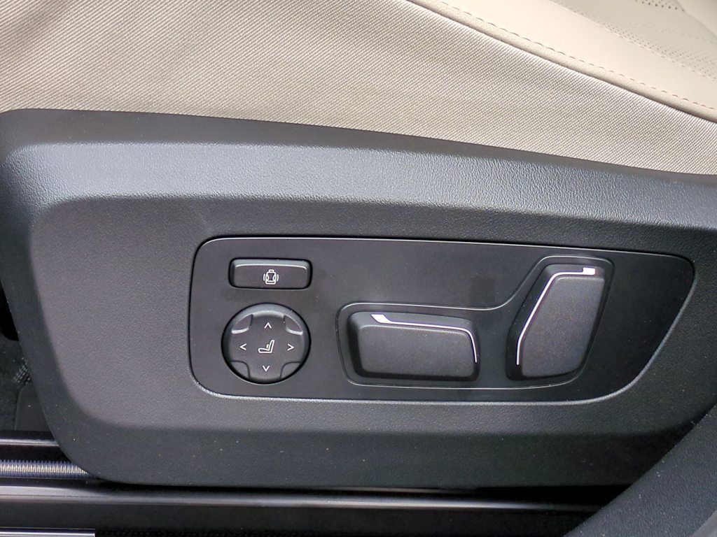 Thumbnail: 2025 BMW X3 - 24